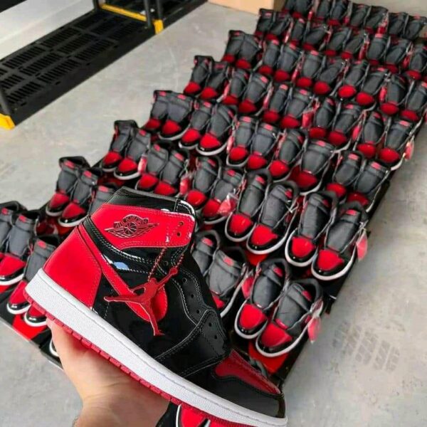 Nike sneakers wholesale