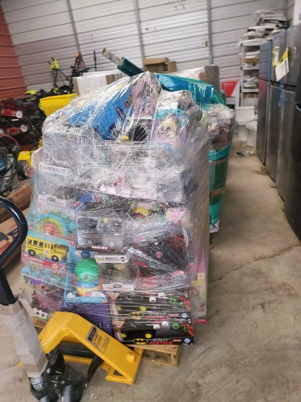 Toys Pallets for bulk toy storage in warehouses
