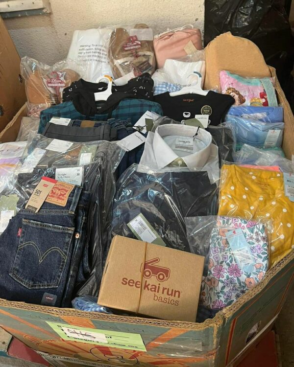 Clothing pallets for sale