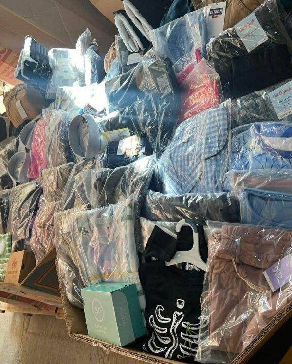 Clothing pallets for sale