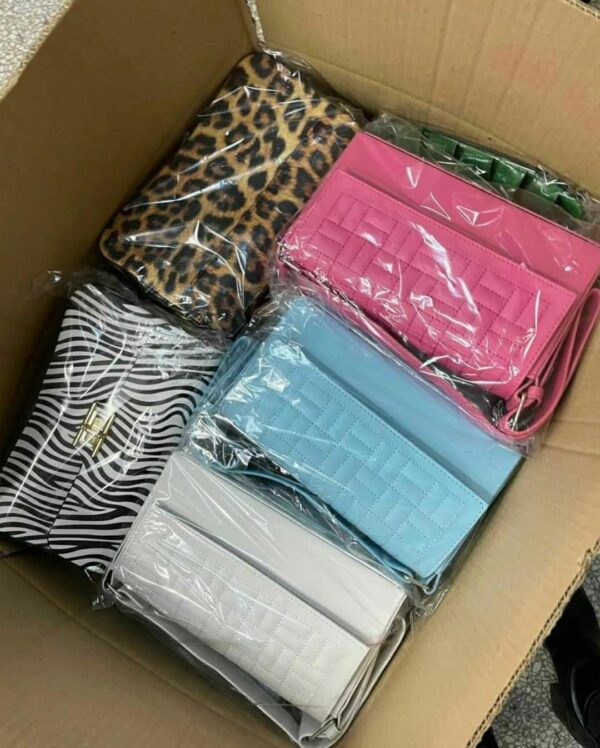 Pro Pallet Sales women bags